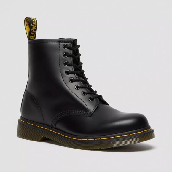 Dr. Marten’s 1460 Smooth Black Leather Lace Up Boots, size 7 - Picture 1 of 14